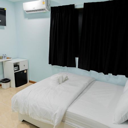 Cozy Stay Inn Bangkok Extérieur photo