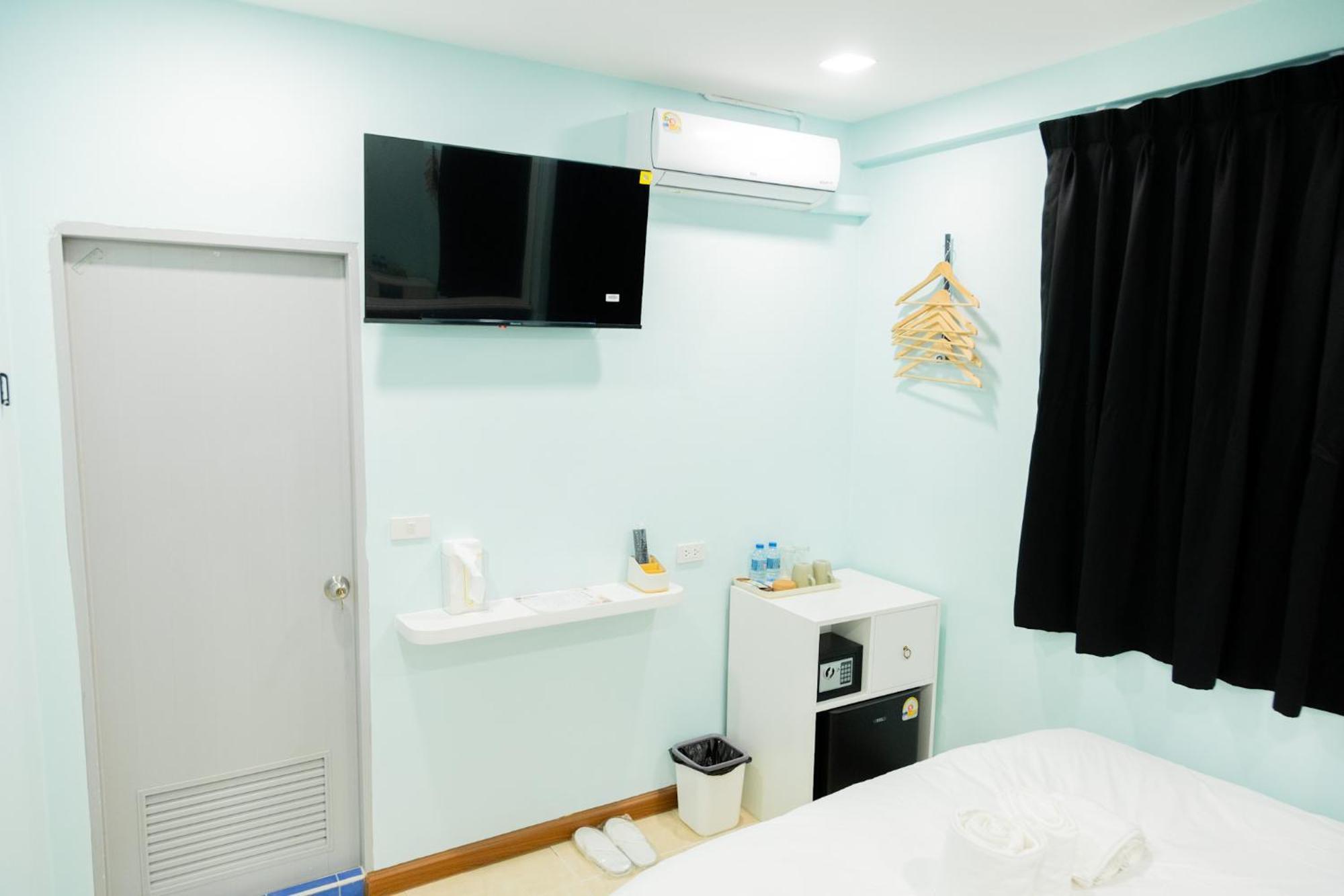Cozy Stay Inn Bangkok Extérieur photo