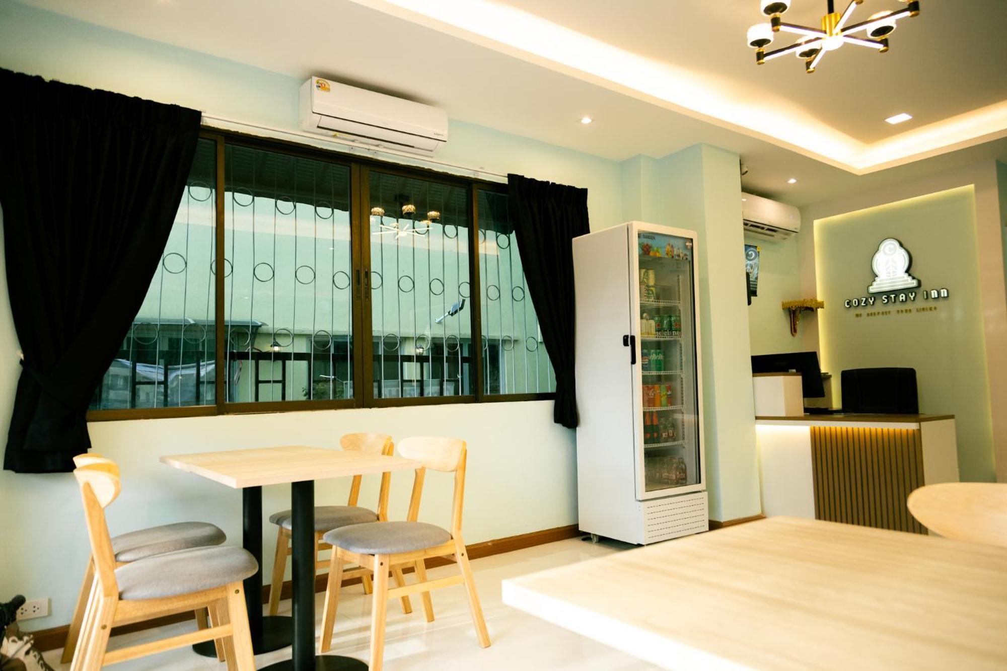 Cozy Stay Inn Bangkok Extérieur photo
