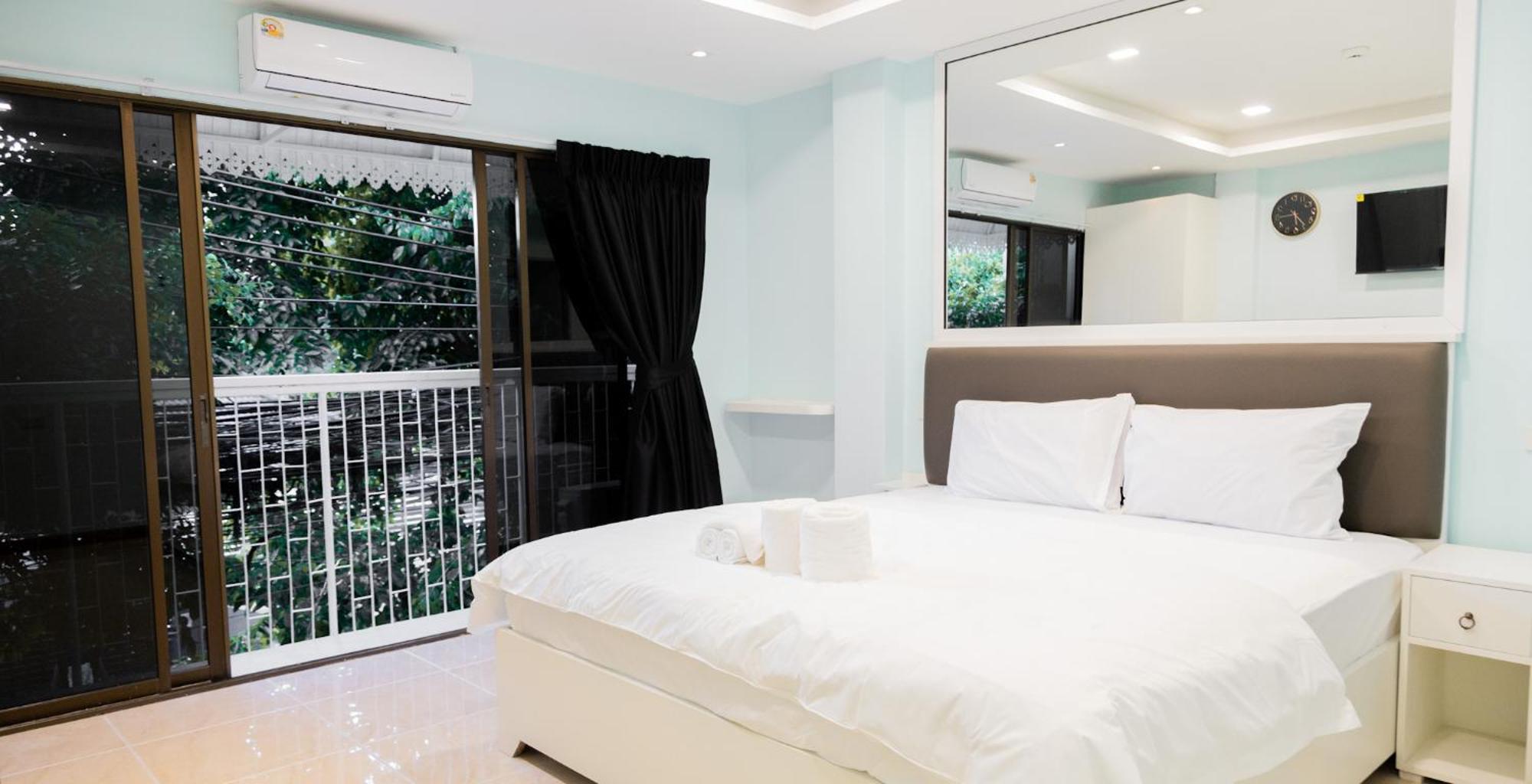 Cozy Stay Inn Bangkok Extérieur photo