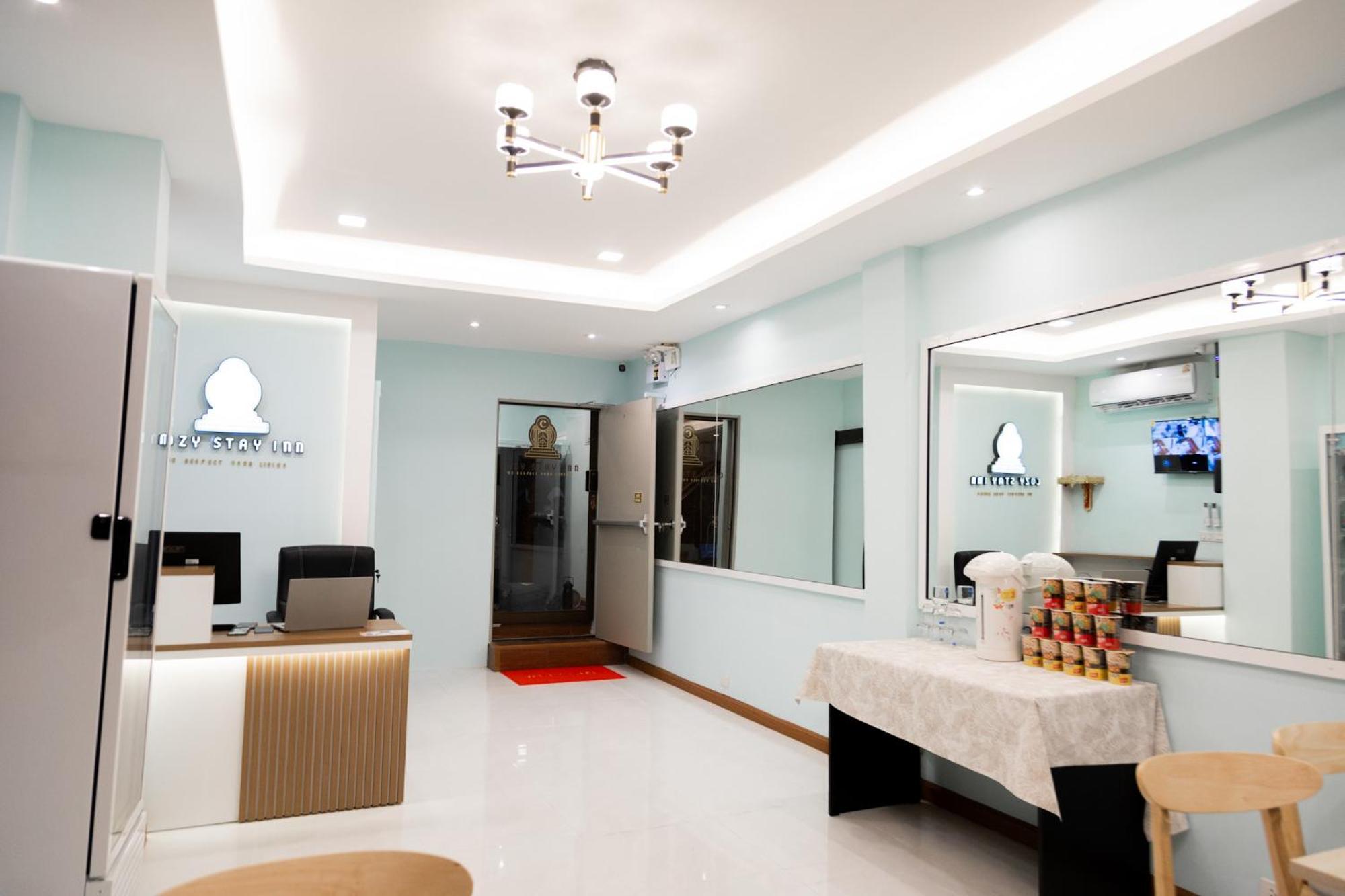 Cozy Stay Inn Bangkok Extérieur photo