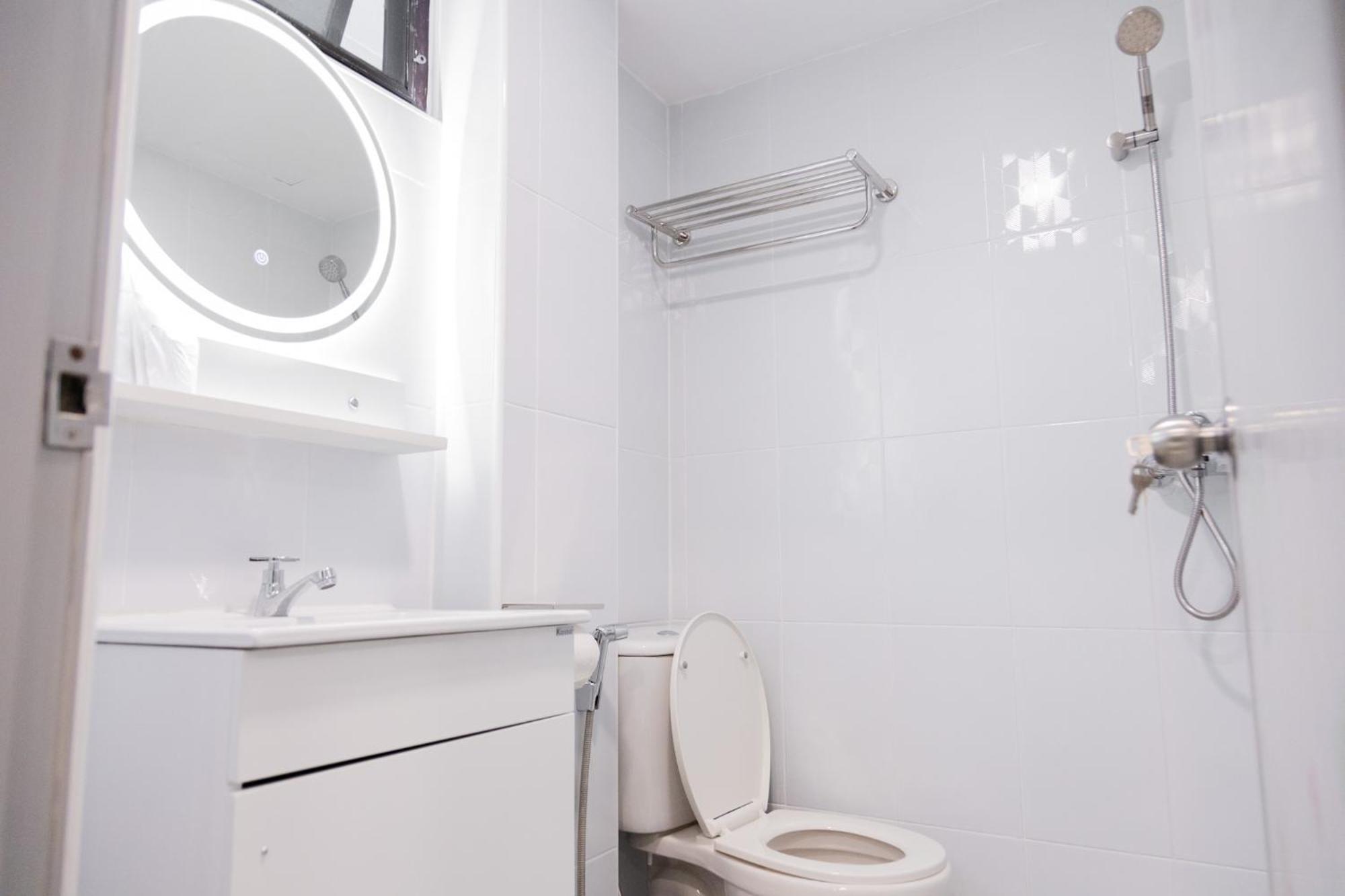 Cozy Stay Inn Bangkok Extérieur photo